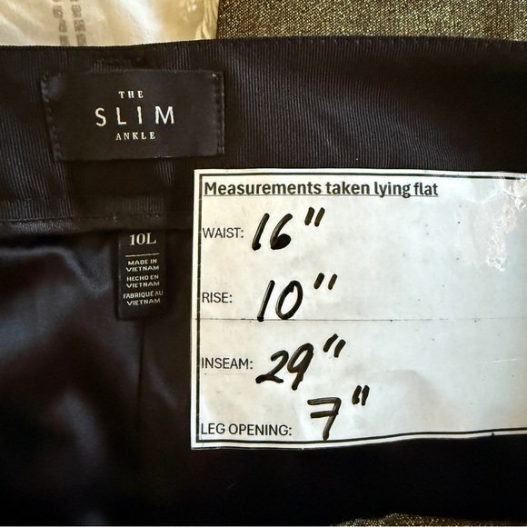 White House Black Market METALLIC SLIM ANKLE PANTS - Picture 9 of 11